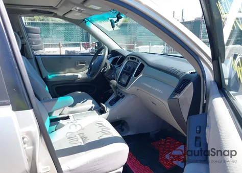 2006 Toyota Highlander Hybrid V6 from USA, damaged, VIN JTEDW21A760002674